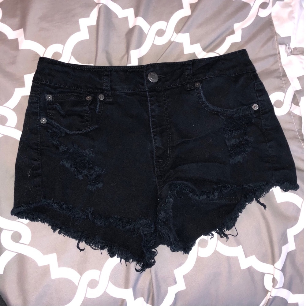High-waisted black jean shorts
